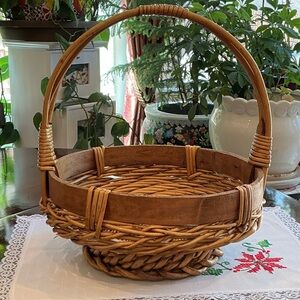 Woven Basket with Handle - Brown